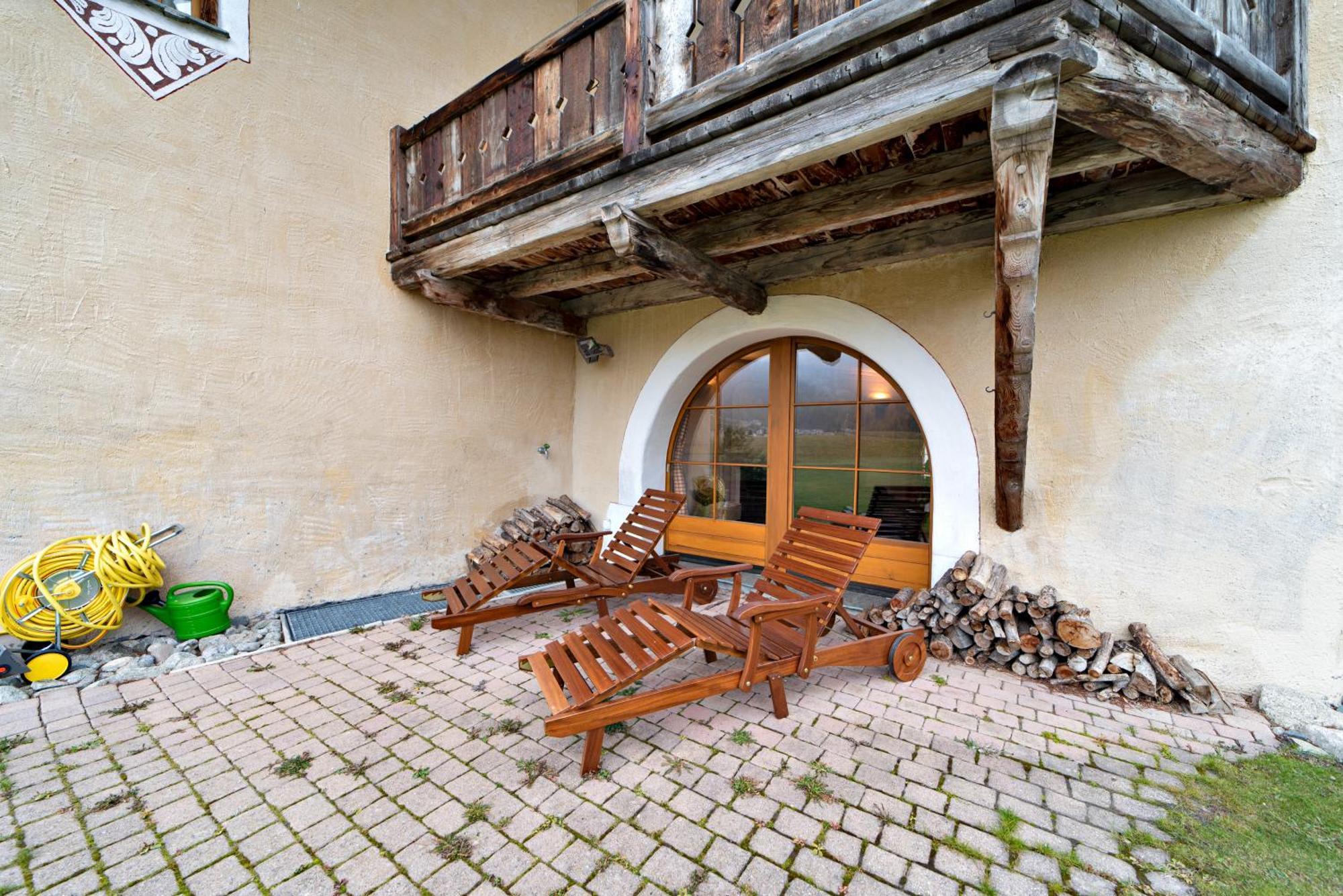 Chesa Romana - Apartment Silvaplana