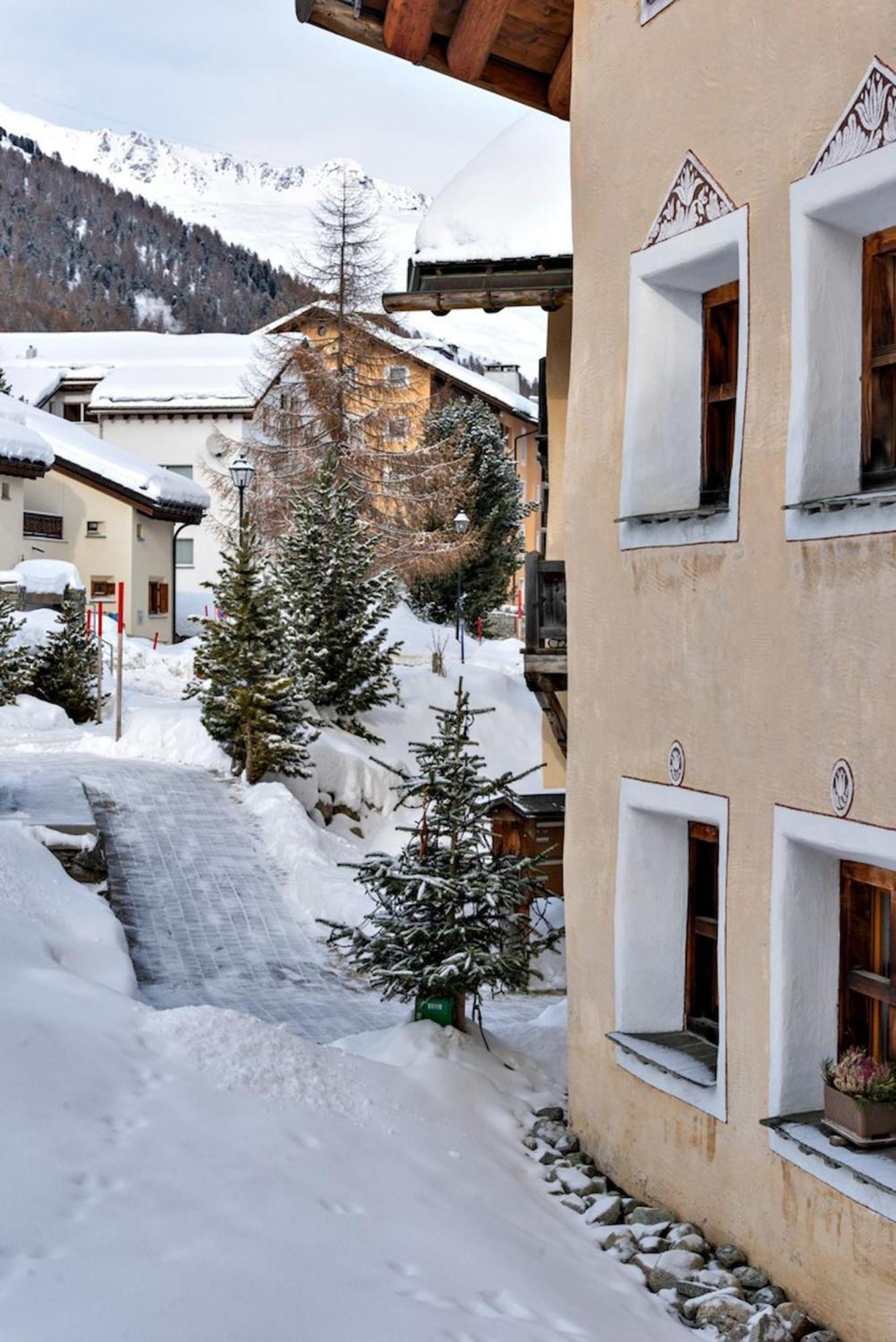 Chesa Romana - Apartment Silvaplana